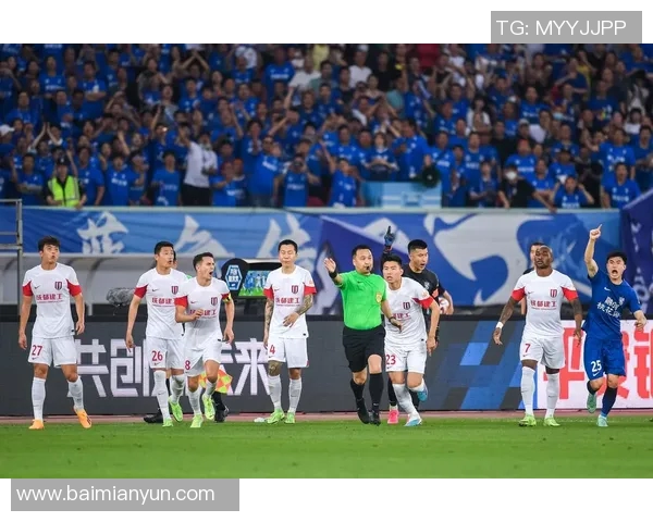 成都足球队个人能力分析与战术配合的深度探讨 成都足球队个人能力分析与战术配合的深度探讨